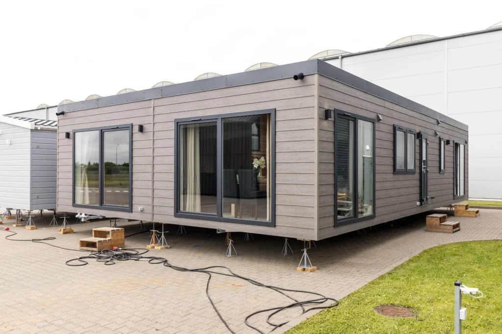Dom mobilny SAN MARINO 12 × 8 m z 3 sypialniami – zdjęcie 1