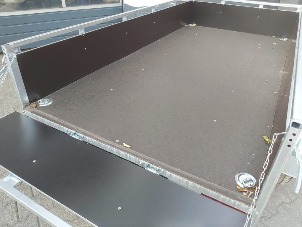 Trailwood 253/2 253×125×35 cm, tandem, 750 kg – zdjęcie 3