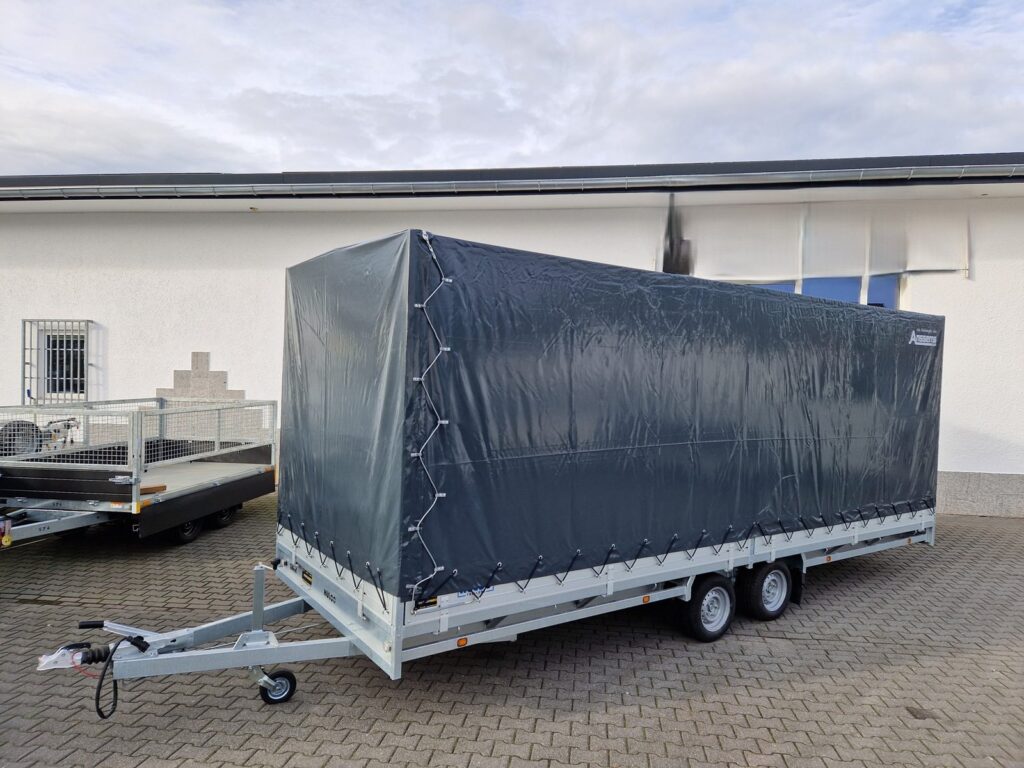 Hulco MEDAX-2 3000 z plandeką 611x203x210 cm – zdjęcie 1