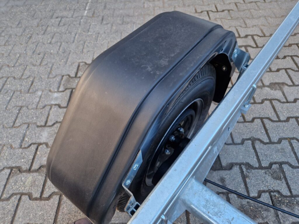 Brenderup Premium 221800 B SR do łodzi 6,4 m, 1800 kg – zdjęcie 5