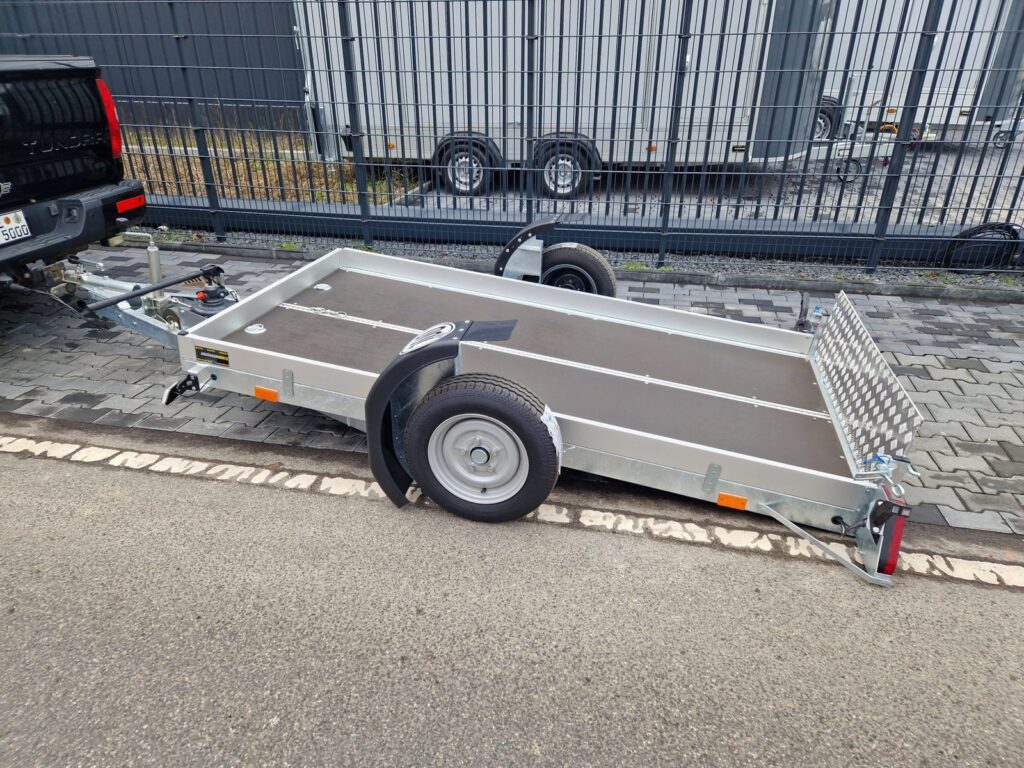 EasyLift M 300×160 cm, hydraulicznie opuszczana, 1350 kg – zdjęcie 2