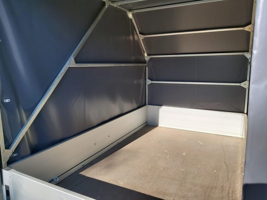 Anssems Aluliner GTB 750 z plandeką 211x126x150 cm – zdjęcie 3