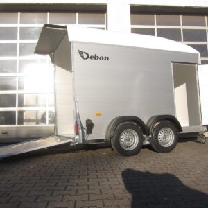 Debon Cargo Roadster 500+ 312×167×199 cm, biała, 2600 kg – przyczepa szkoleniowa