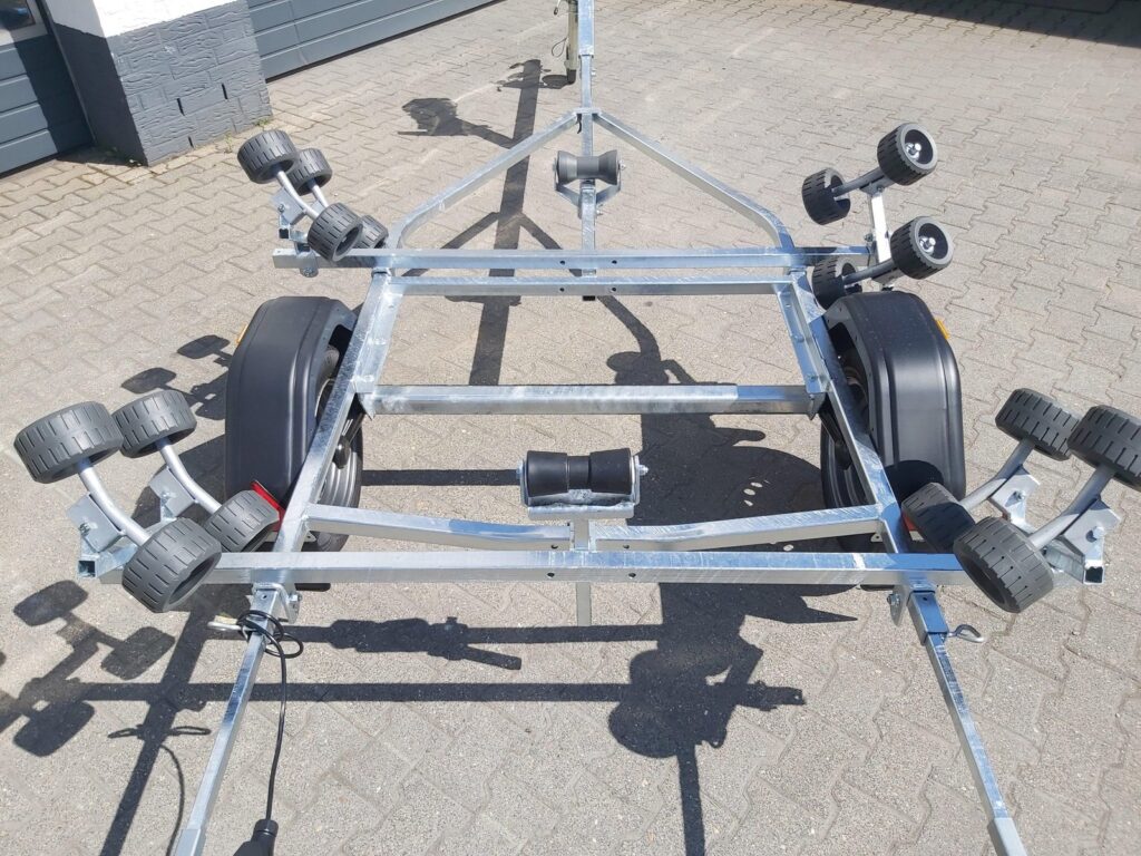 Brenderup 26300 TB SR X-Line do łodzi 7,8 m, 3000 kg – zdjęcie 2