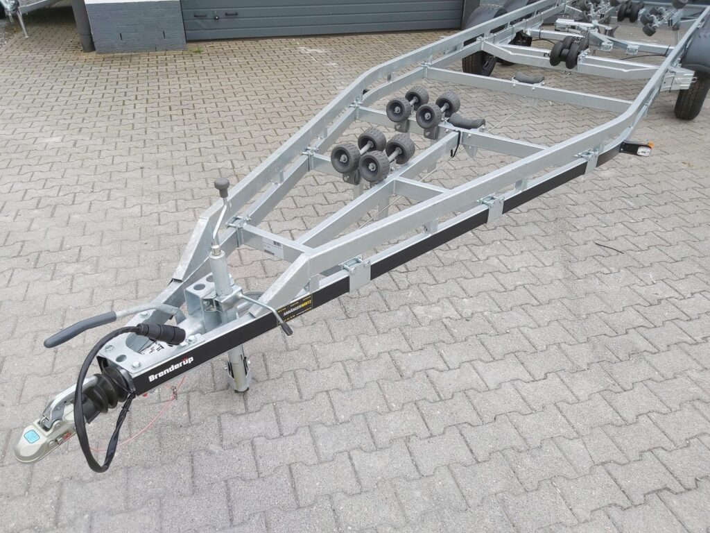Brenderup 26300 TB SR X-Line do łodzi 7,8 m, 3000 kg – zdjęcie 5