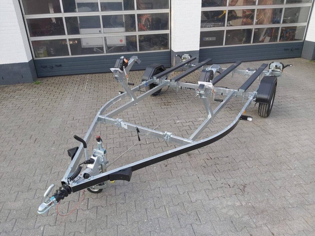 Brenderup PWC21200BRA X-Line na dwa skutery wodne, 1200 kg – zdjęcie 2