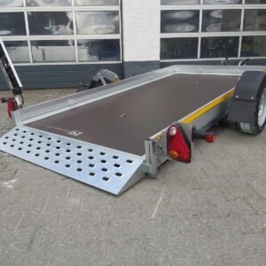 MSL 301×151 cm, hydraulicznie opuszczana, 1500 kg