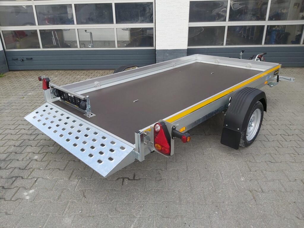 MSL 301×151 cm, hydraulicznie opuszczana, 1500 kg – zdjęcie 4