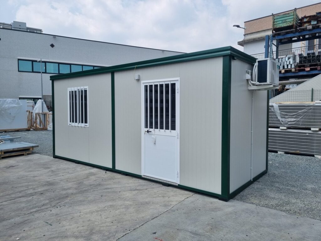 Monoblok biurowy 6 × 2,5 m – zdjęcie 1