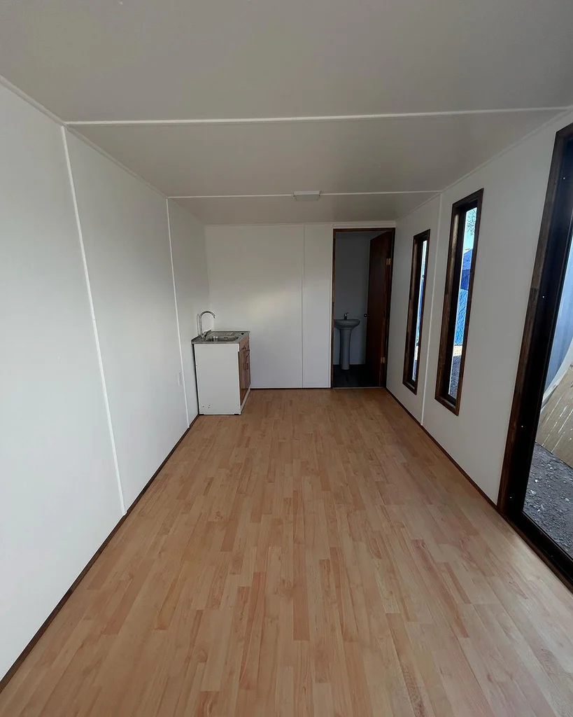 Kontener biurowy 6 × 2,42 m – 15 m² – zdjęcie 5