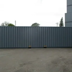 Czarny kontener High Cube 40 stóp Open Side