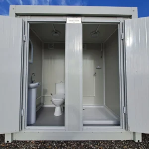 Moduł sanitarny WC, umywalka i prysznic 2,30 × 1,35 m
