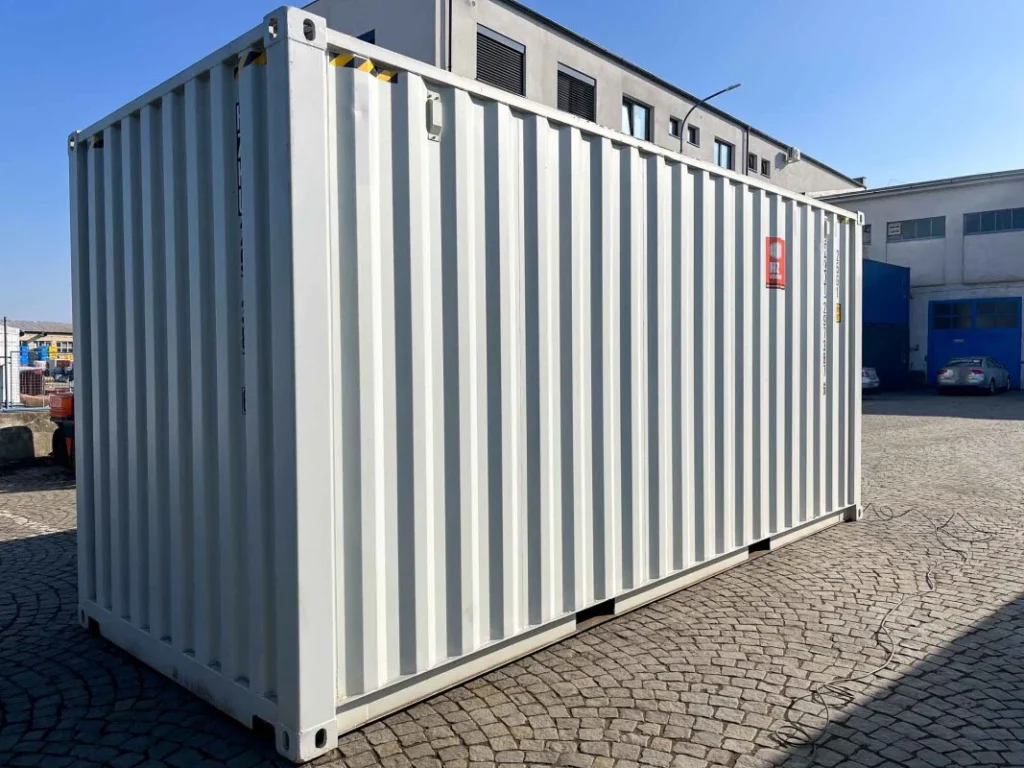 Kontener High Cube 20 stóp z drzwiami rolowanymi – zdjęcie 3