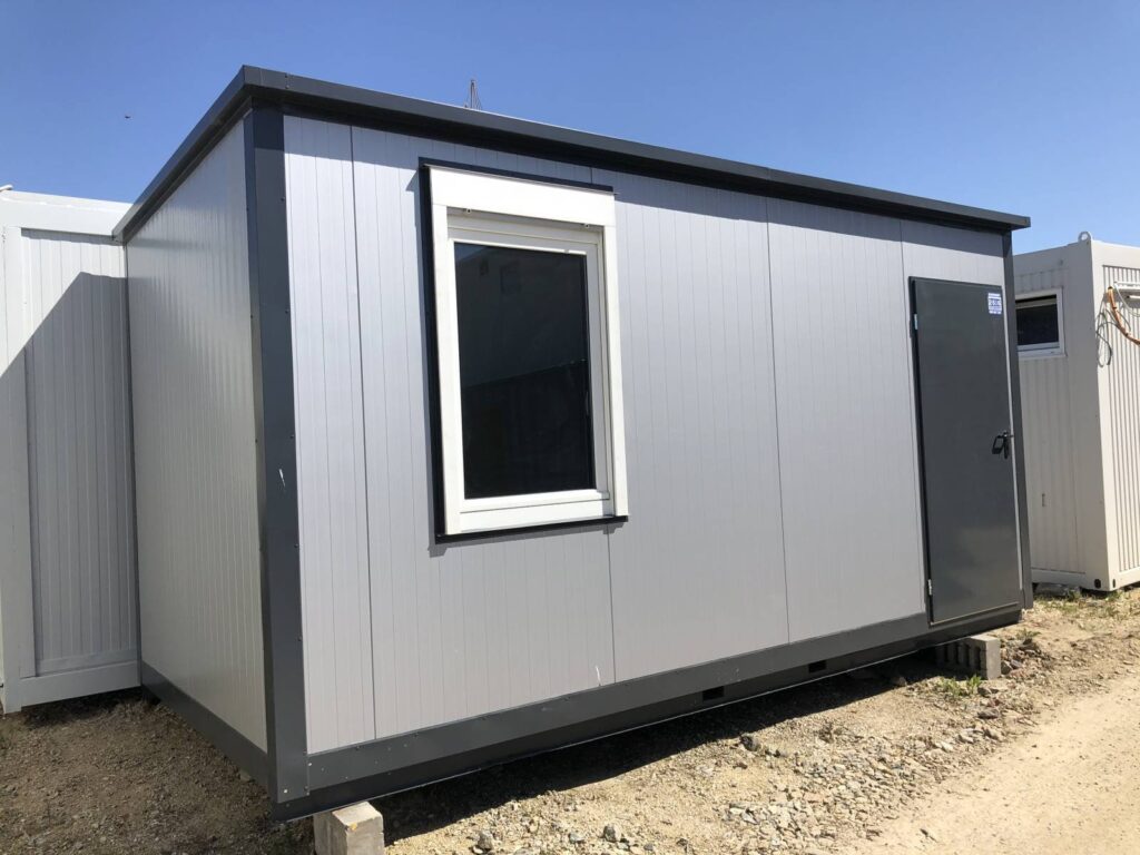 Nowy kontener biurowy 2,5 × 4 m – na zamówienie – zdjęcie 2