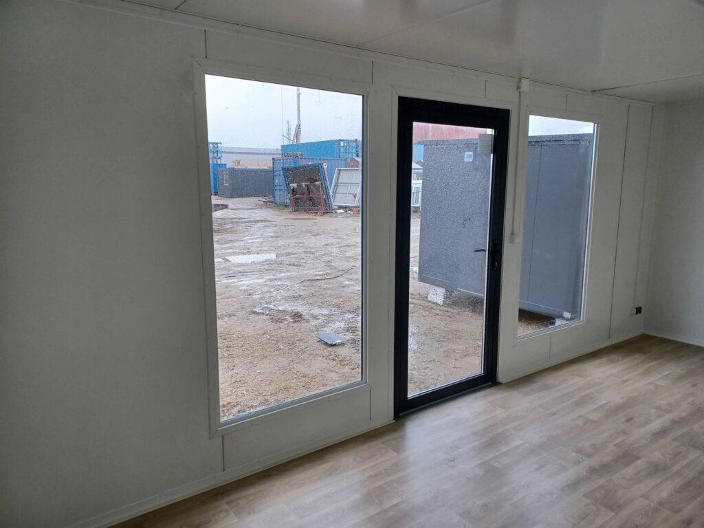 Pawilon handlowy Open Space antracyt z szarymi lamelami 3 × 6 m – zdjęcie 5