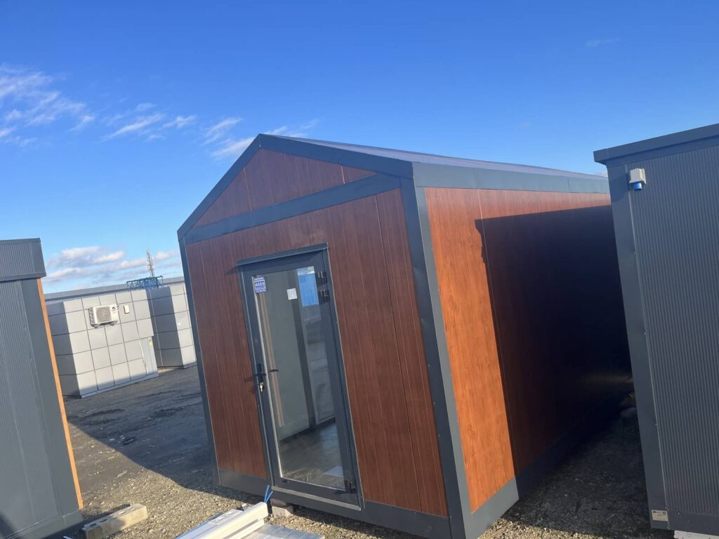 Całoroczny domek modułowy Stodoła 3 × 7 m – zdjęcie 3