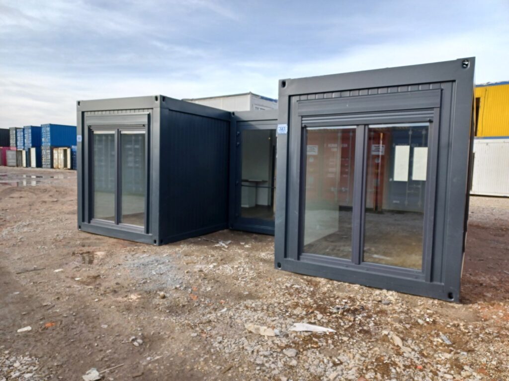 Zestaw kontenerowy TRIO z łazienką i klimatyzacją 51,65 m² – zdjęcie 2