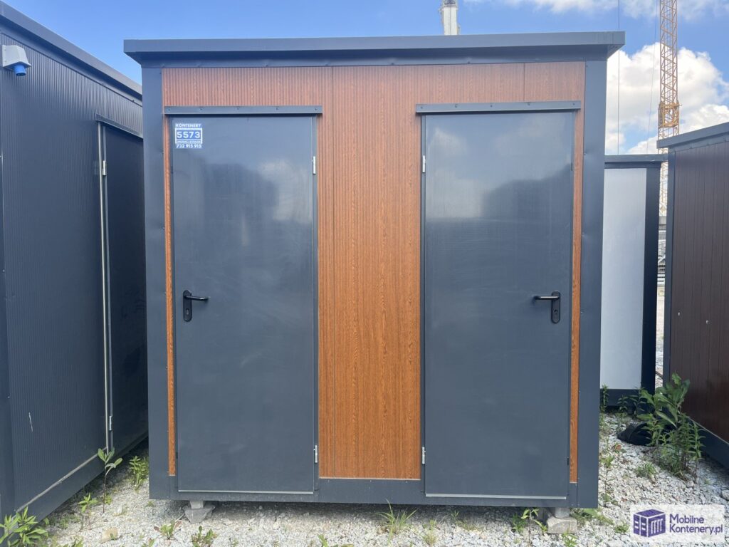 Kontener sanitarny podwójny – WC i prysznic 239 × 173 × 248 cm – zdjęcie 1