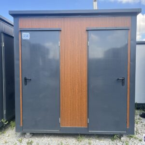 Kontener sanitarny podwójny – WC i prysznic 239 × 173 × 248 cm