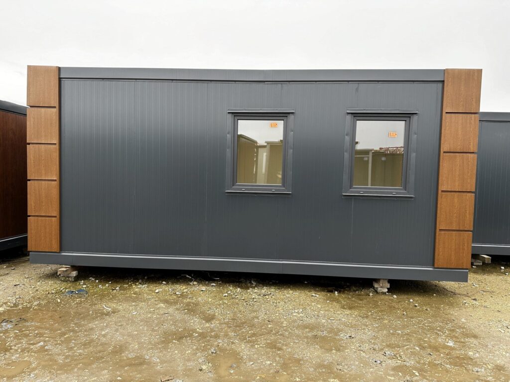 Nowy pawilon biurowy 3 × 6 m z dodatkowym pomieszczeniem – zdjęcie 3