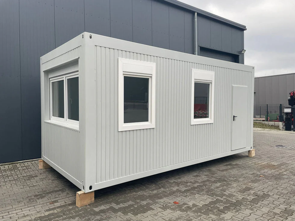 Izolowany kontener biurowy 6,75 × 2,42 m – zdjęcie 2