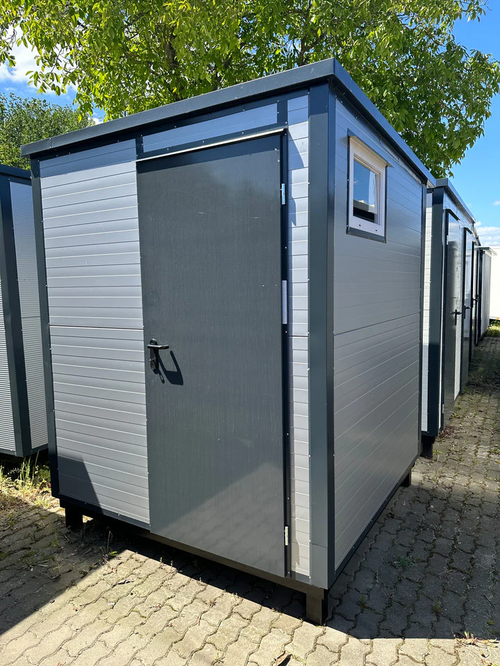 Kontener sanitarny 2 × 2 m z WC i pisuarem – zdjęcie 1
