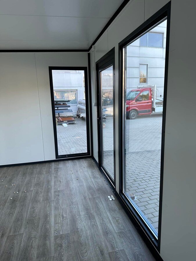 Biuro ogrodowe 15 m² – zdjęcie 6