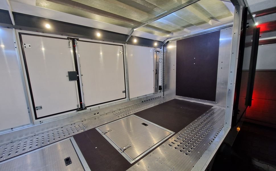 Brian James Trailers Race Transporter 5 biały – zdjęcie 4