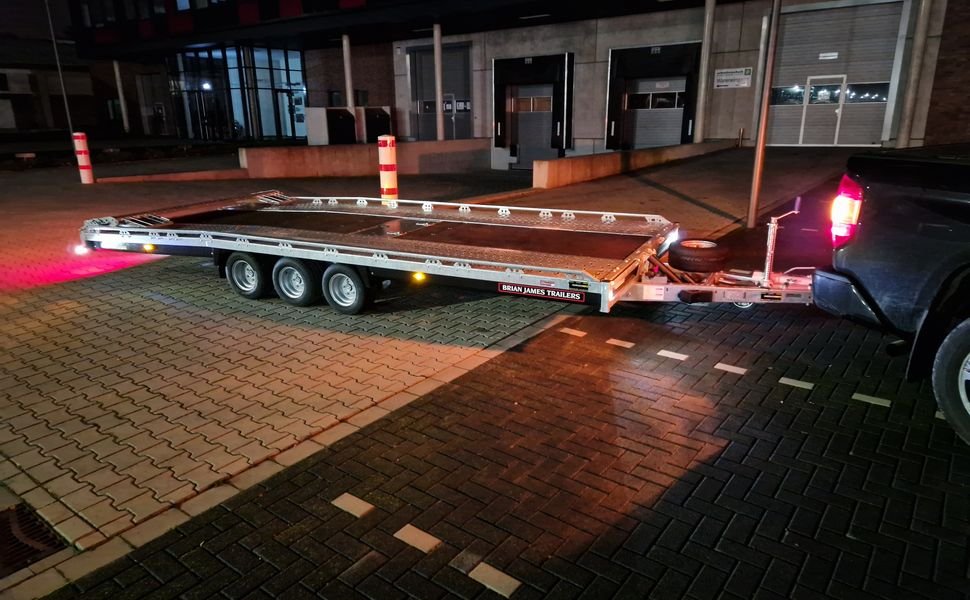 Brian James T Transporter 231 elektrycznie uchylna 550×224 cm 3500 kg – zdjęcie 2