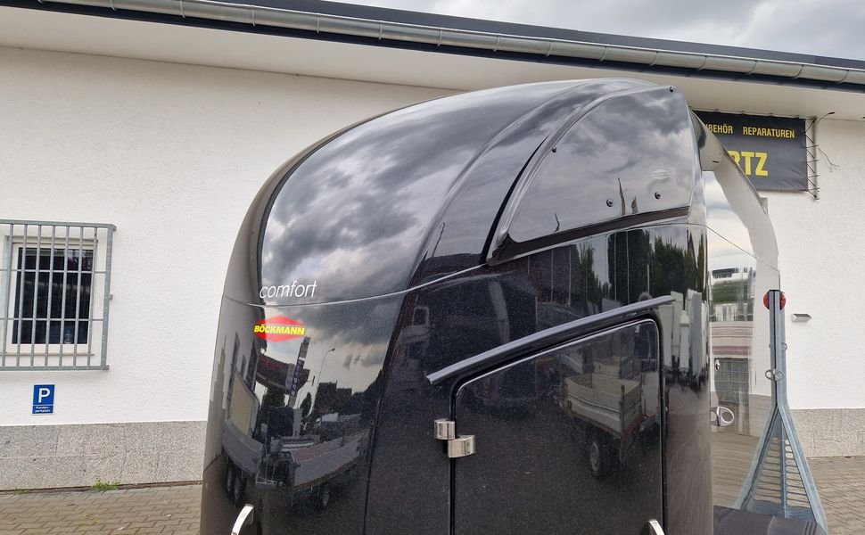 Böckmann Comfort Black, 2 konie, 2400 kg – zdjęcie 2
