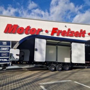 BJT Race Transporter 7 600×228×189 cm z kamerą, 3500 kg