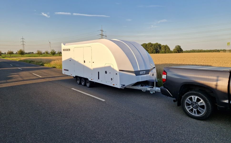 BJT Race Transporter 7 600×228×189 cm, biała, 3500 kg – zdjęcie 2