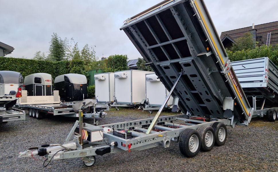 Brian James CarGO Tipper 2 360×195×30 cm, wywrotka elektryczna Tridem, 3500 kg – zdjęcie 1