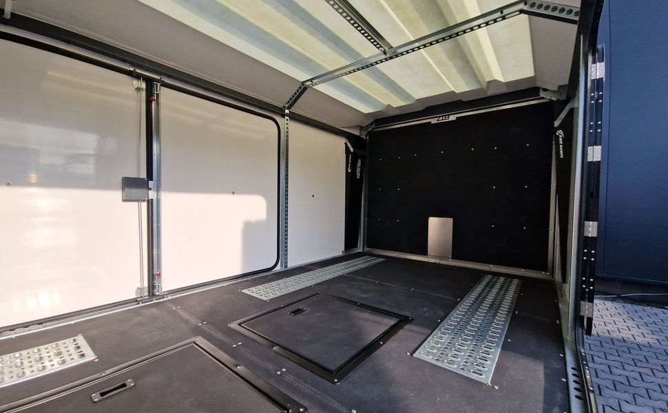 BJT Race Transporter 7 550×230 cm, czarna, 3500 kg – zdjęcie 2
