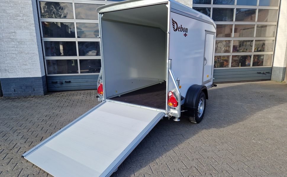 Debon Roadster Sport C255 Sandwich biały 252x125x154 cm – zdjęcie 1