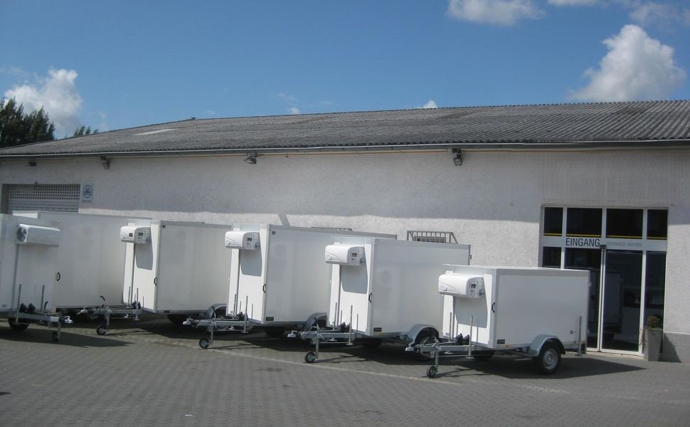 WM Meyer AZKF 1325/145 chłodnicza 243x144x180 cm 1300 kg – zdjęcie 5