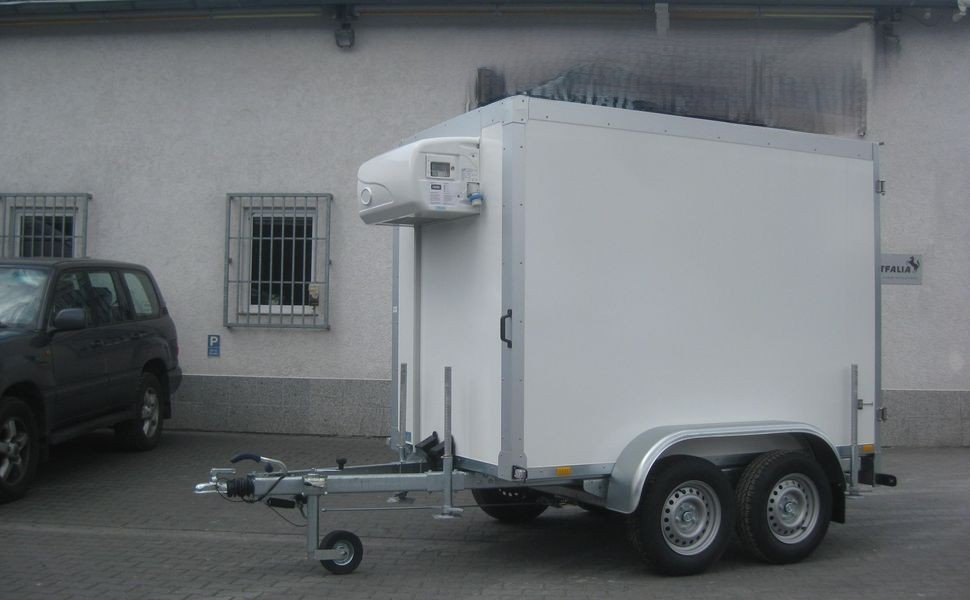 WM Meyer AZKF 2025/145 chłodnicza 243x144x180 cm 2000 kg – zdjęcie 4