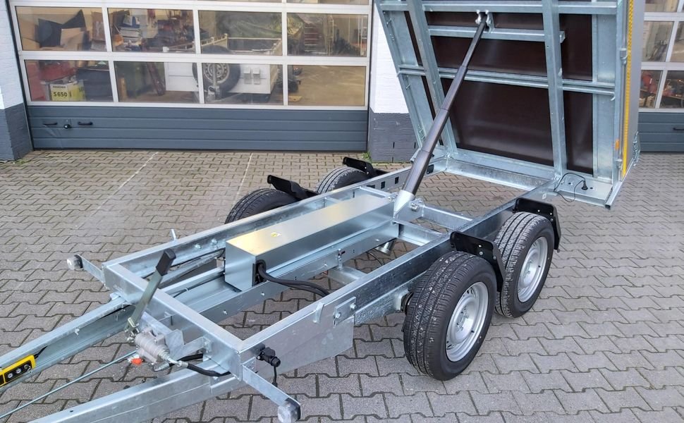 Eduard Heckkipper 310×160×30 cm, wywrotka elektryczna z pompą ręczną, 2700 kg – zdjęcie 4