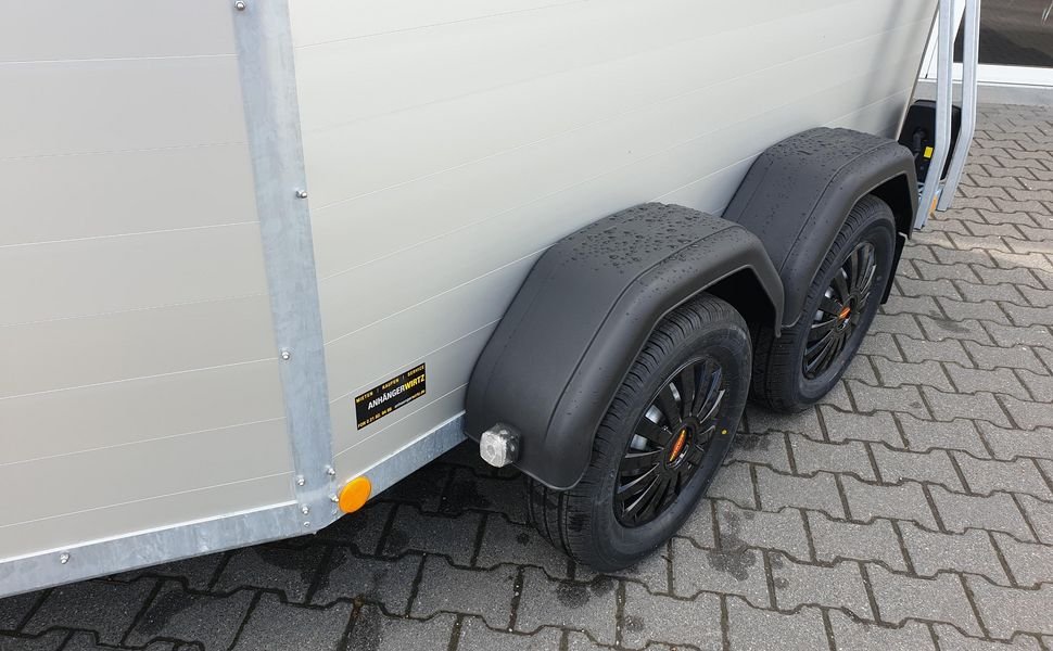 Böckmann Champion Esprit C Silver, 2 konie, 2400 kg – zdjęcie 2