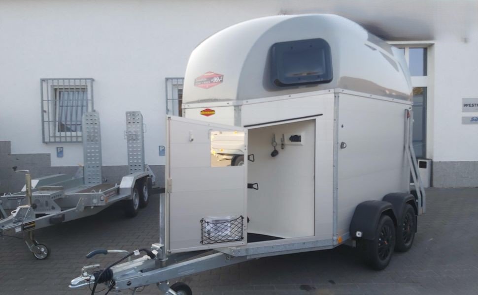 Böckmann Champion Esprit C Silver Black z siodlarnią, 2400 kg – zdjęcie 4