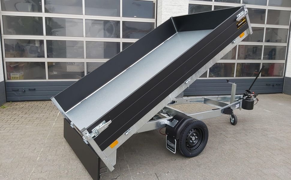 Saris K1 Black Edition 256×150×30 cm, wywrotka ręczna, 1500 kg – zdjęcie 1