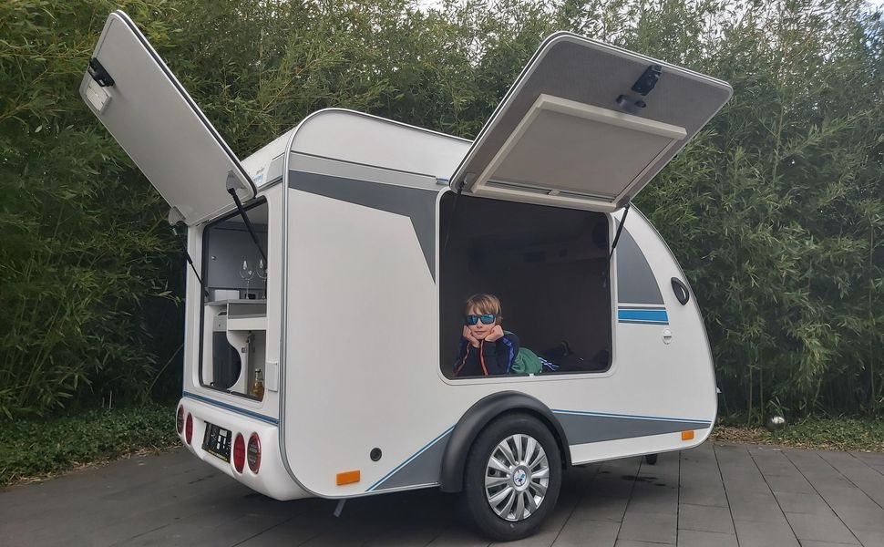 Mini Tommy TMC25.01H z kuchnią 12/230 V, 750 kg – zdjęcie 3