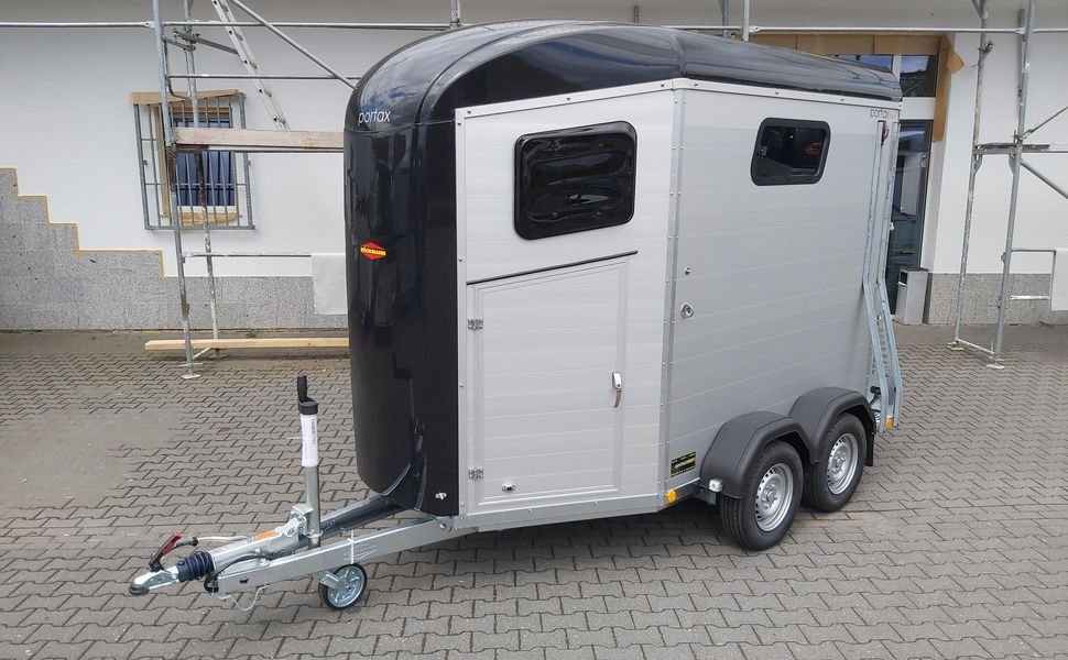 Böckmann Portax Esprit Silver Black, 2 konie, 2400 kg – zdjęcie 2