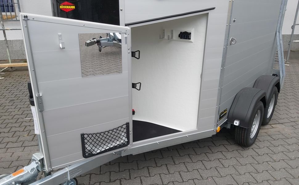 Böckmann Portax Esprit Silver Black, 2 konie, 2400 kg – zdjęcie 3