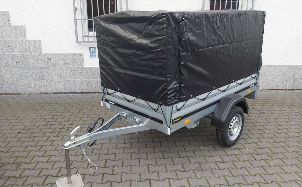 Brenderup 1205 S UB Blackline 204×116×117 cm z plandeką, 750 kg – zdjęcie 1