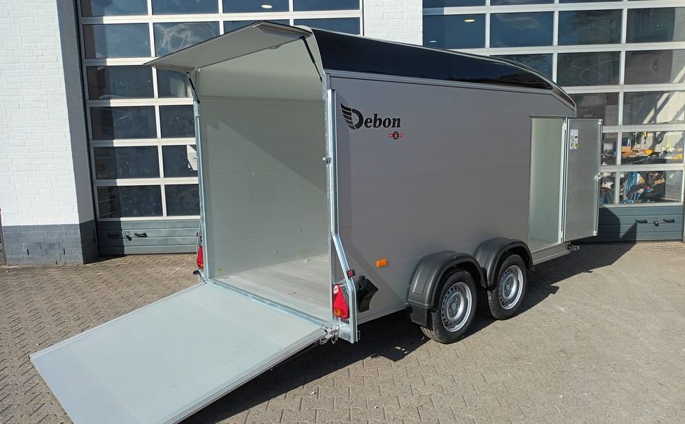 Debon Cargo Roadster 700 375×180×200 cm, czarna, 2600 kg – zdjęcie 1