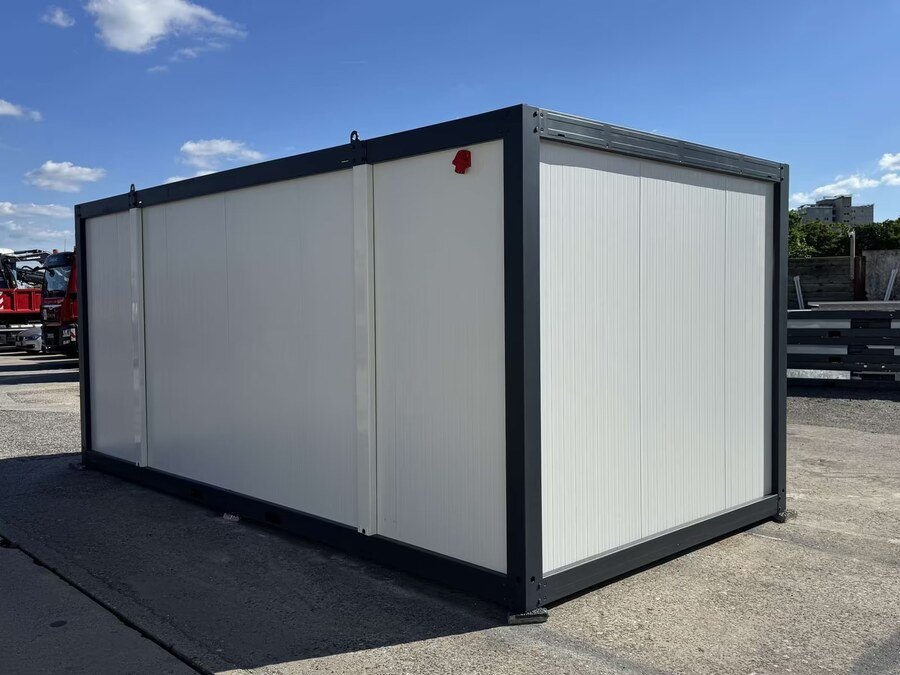 Kontener biurowy 17 m² z roletami – zdjęcie 9
