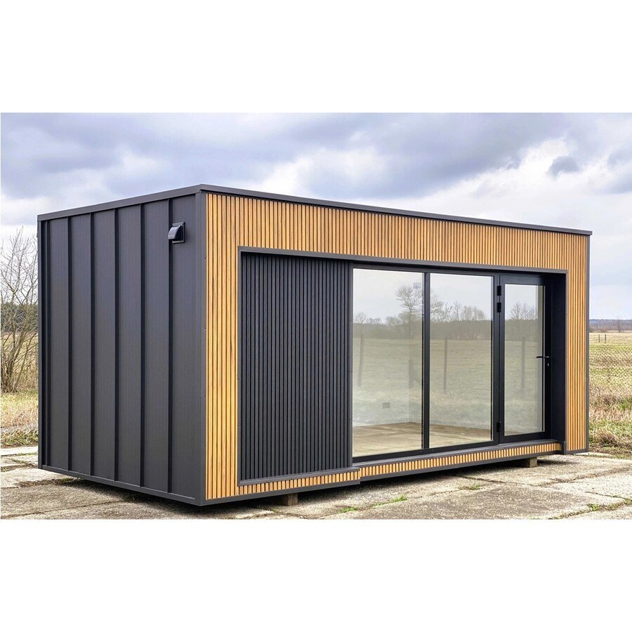 Prefabrykowany moduł 18 m² – drewno i antracyt – zdjęcie 1